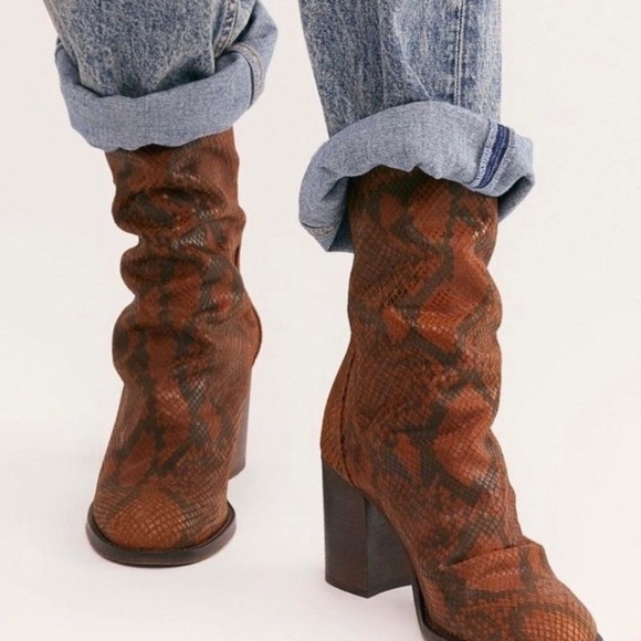 Free People Elle Block Heel Boot Snakeskin Brown 40 39 - Picture 2 of 7